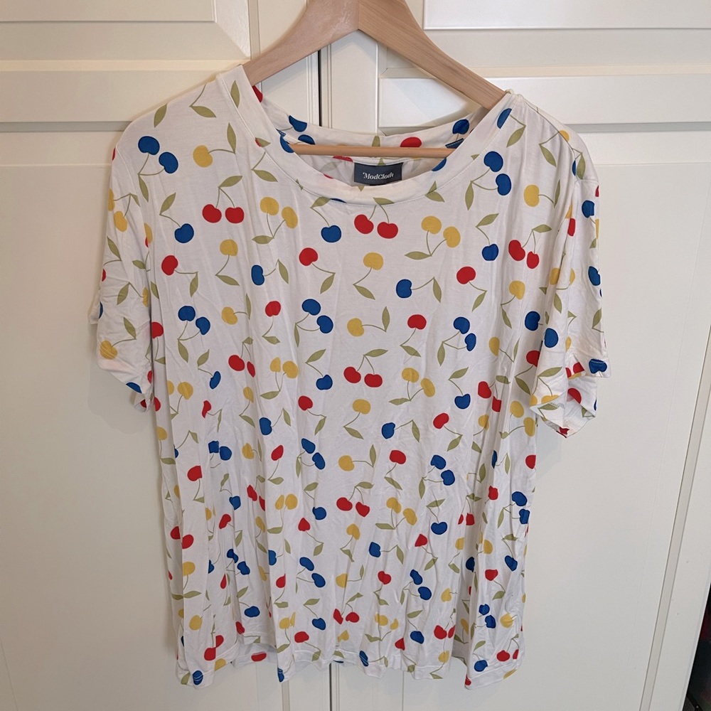 ModCloth cherry tshirt 1X